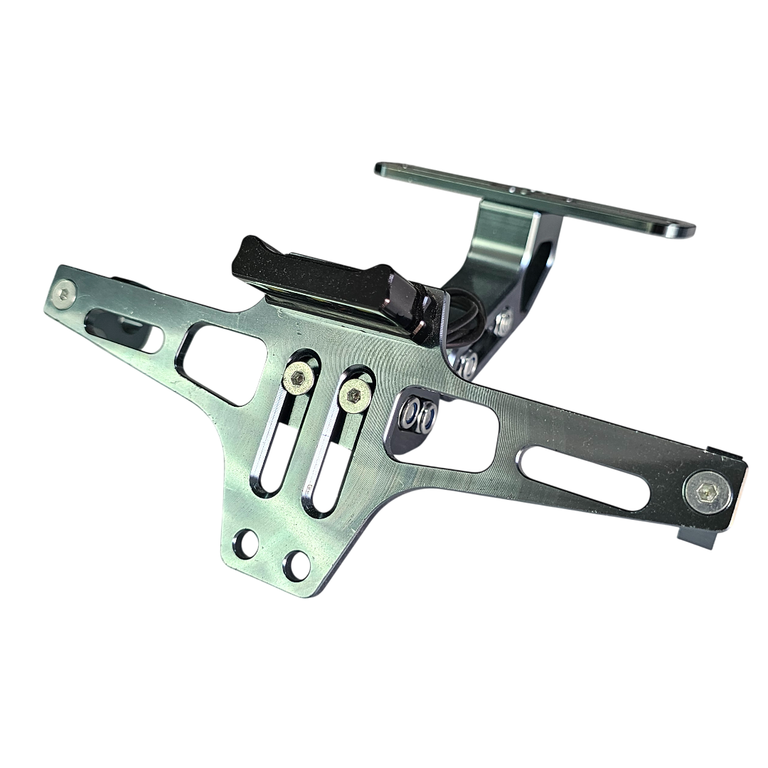 FENDER ELIMINATOR UNIVERSAL EN ALUMINIO CON LUZ DE PLACA