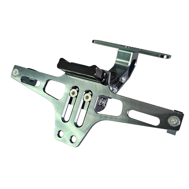 FENDER ELIMINATOR UNIVERSAL EN ALUMINIO CON LUZ DE PLACA