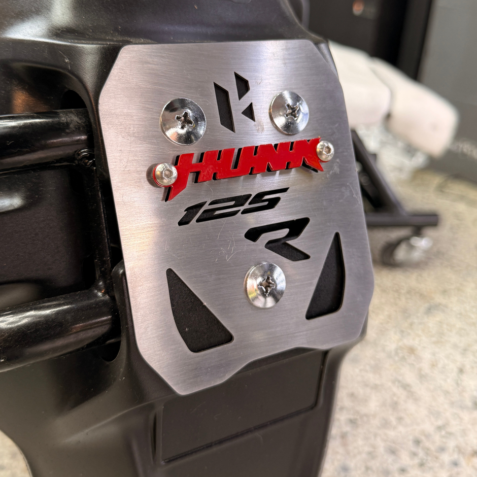 LUJO GUARDABARRO TRASERO EN ACERO HERO HUNK 125R