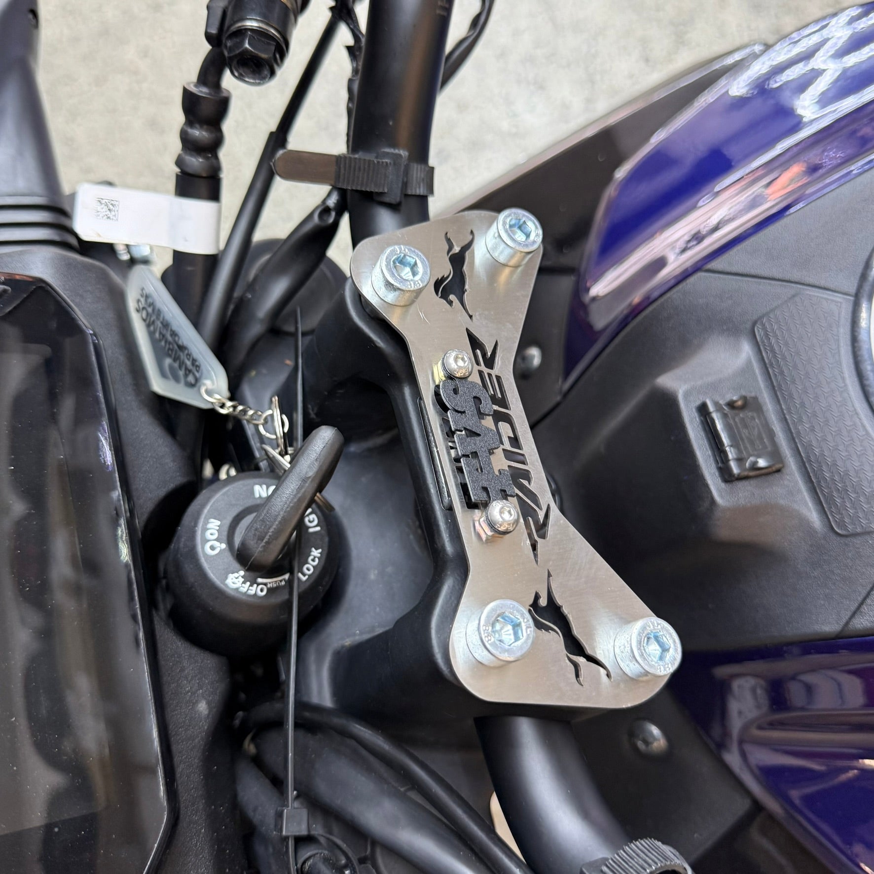 ACUTRAX EN ACERO TVS RAIDER - FI