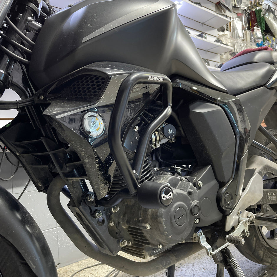 BARRA DE PROTECCIÓN CON SLIDER ARMO YAMAHA FZ 2.0