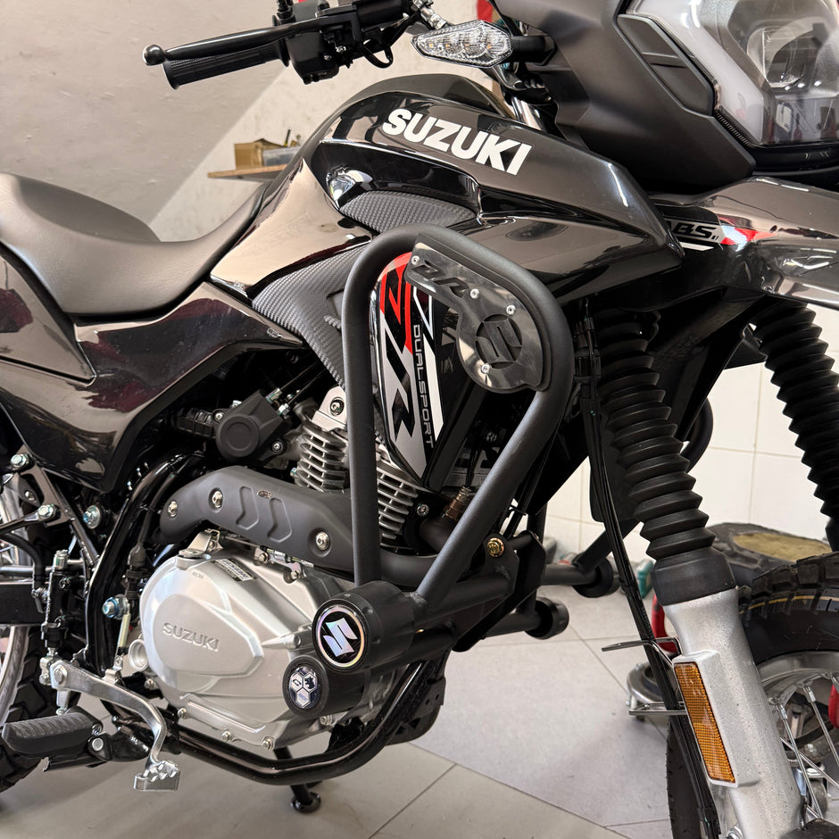 BARRA PROTECCIÓN CON SLIDER CARBONO SIX SUZUKI DR 160X
