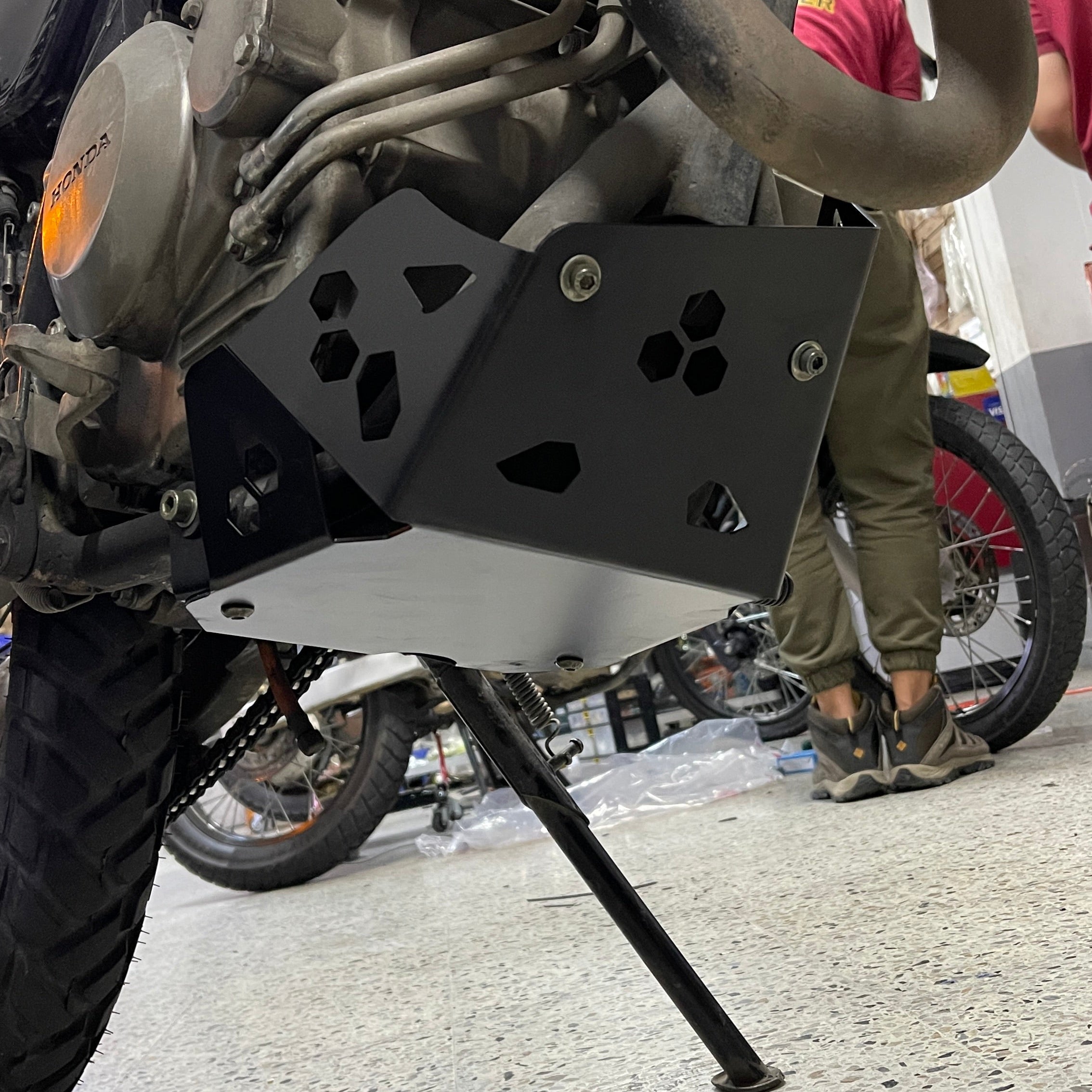 PROTECTOR DE MOTOR PECHERA HONDA XR 250 TORNADO - HONDA XRE 300/ABS ARMO