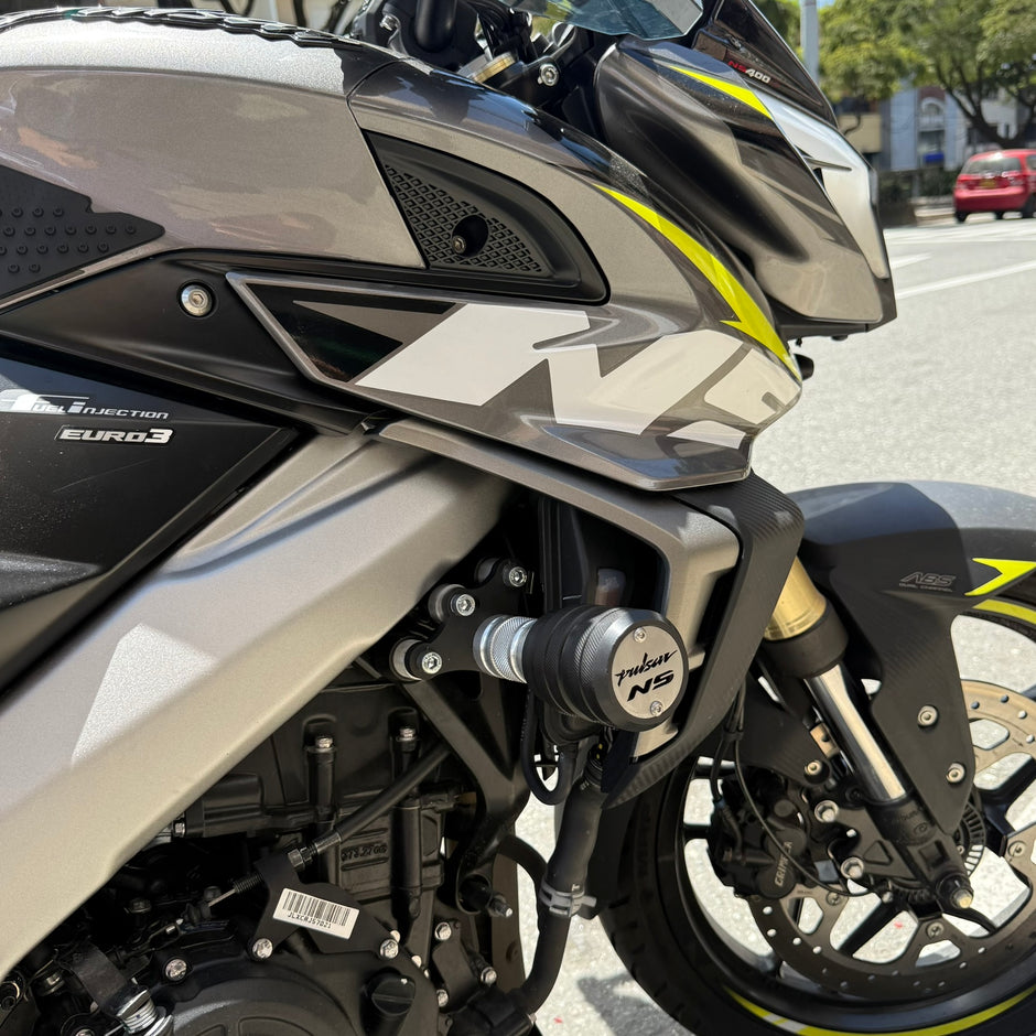 SLIDERS DE ALTO IMPACTO 3 PUNTOS PULSAR NS400Z (3 PUNTOS DE APOYO)