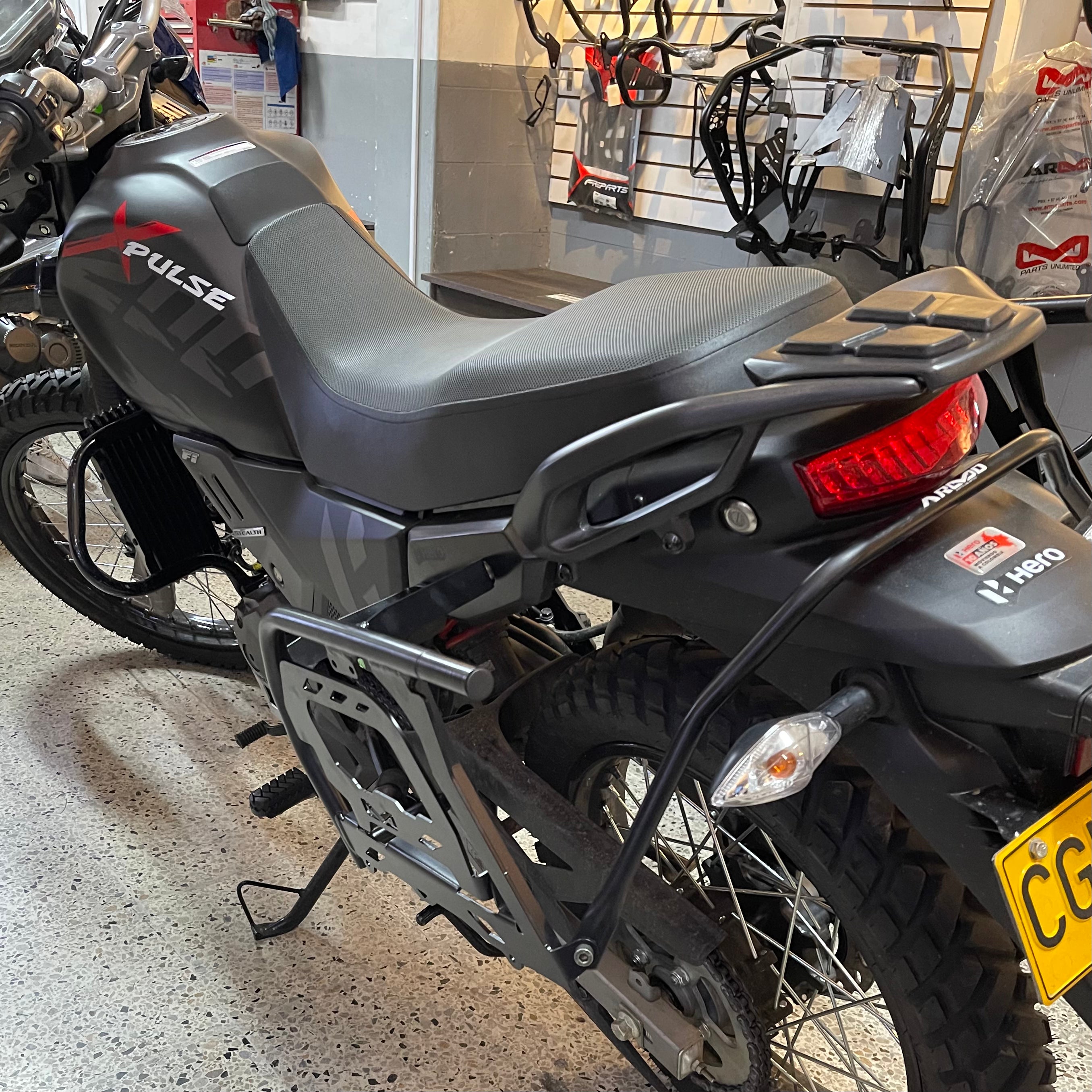 PORTA ALFORJAS MULTIFUNCIONAL ARMO XPULSE 200 4V