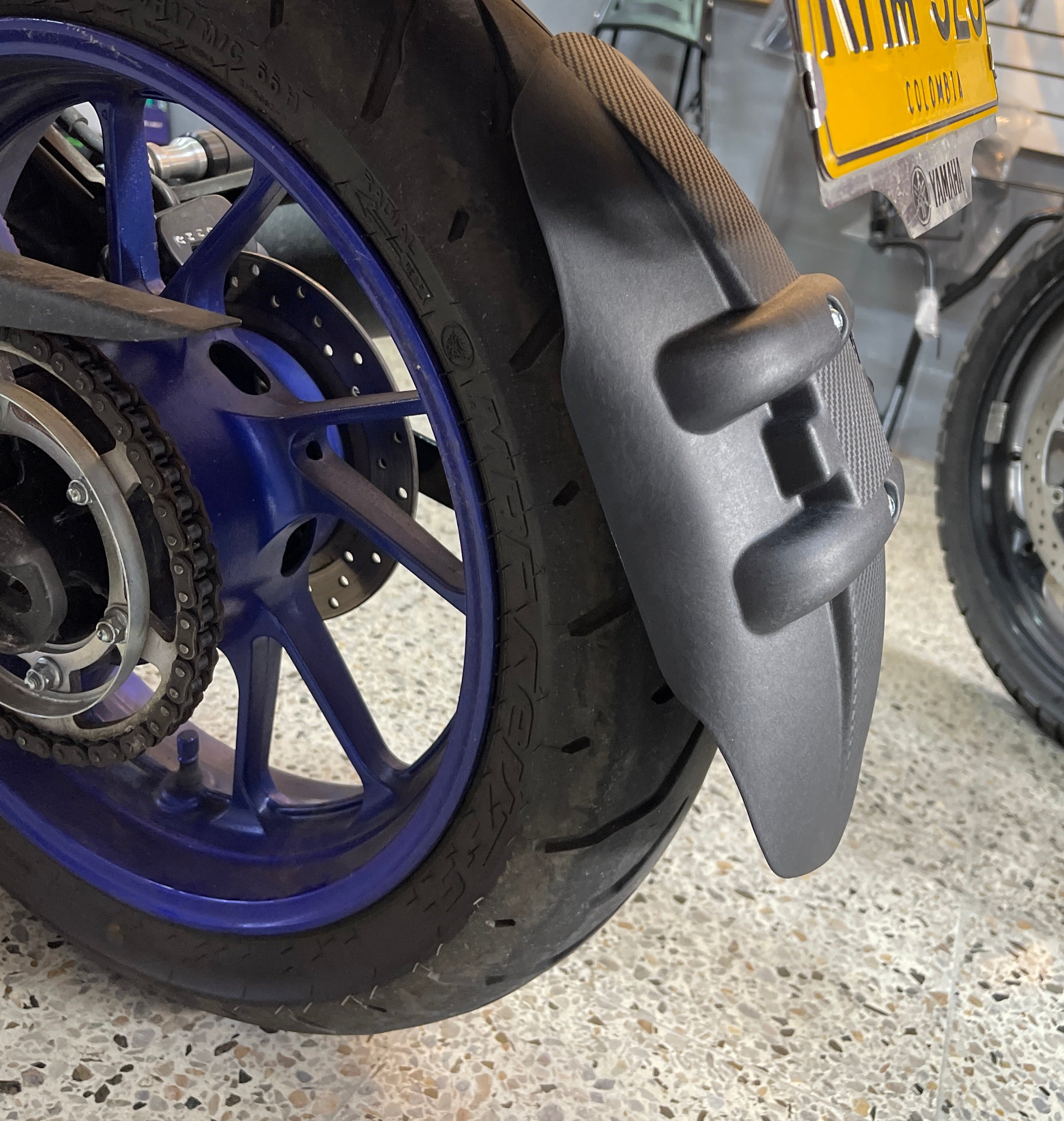 GUARDABARROS TRASERO UNIVERSAL MONO BRAZO