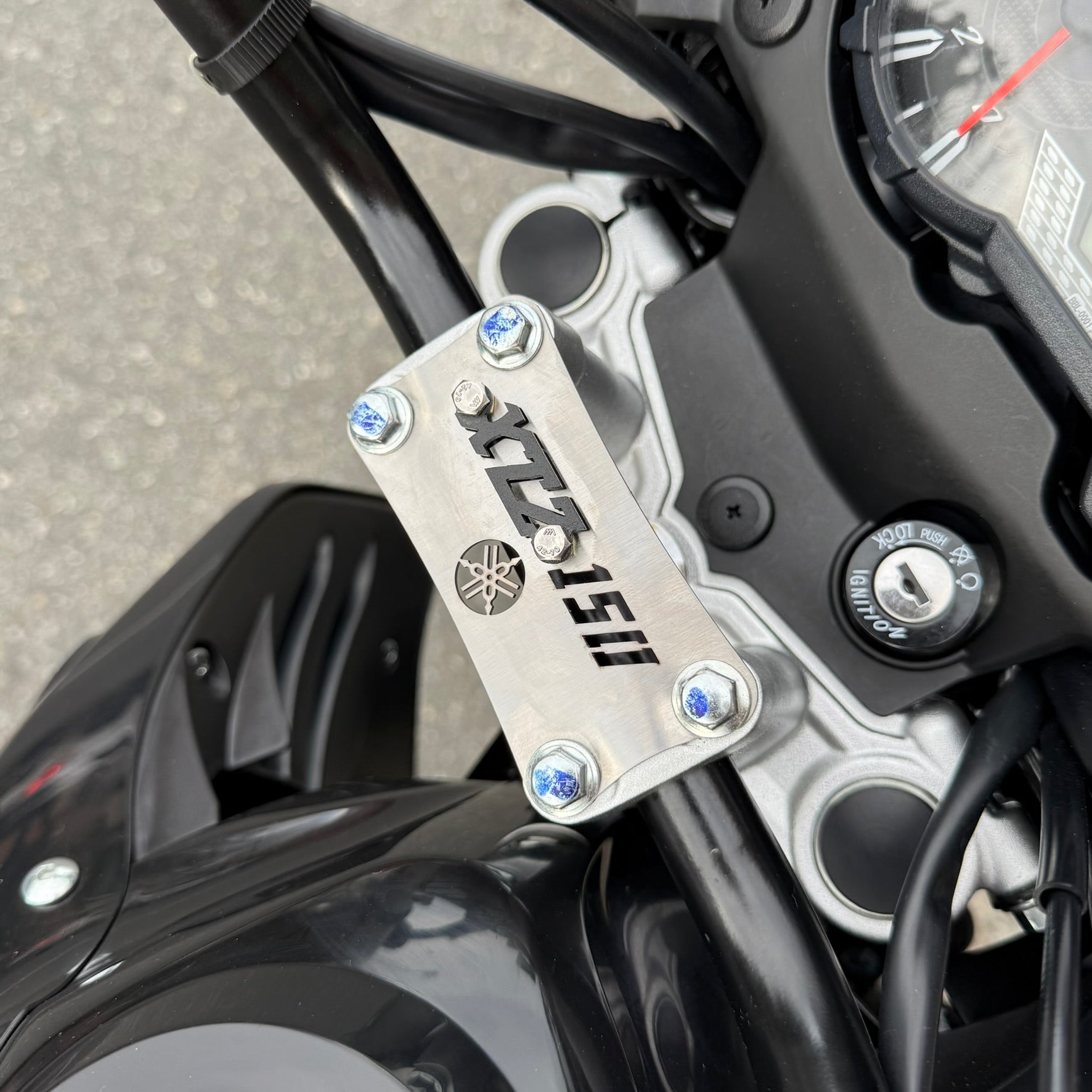 ACUTRAX EN ACERO YAMAHA XTZ 150