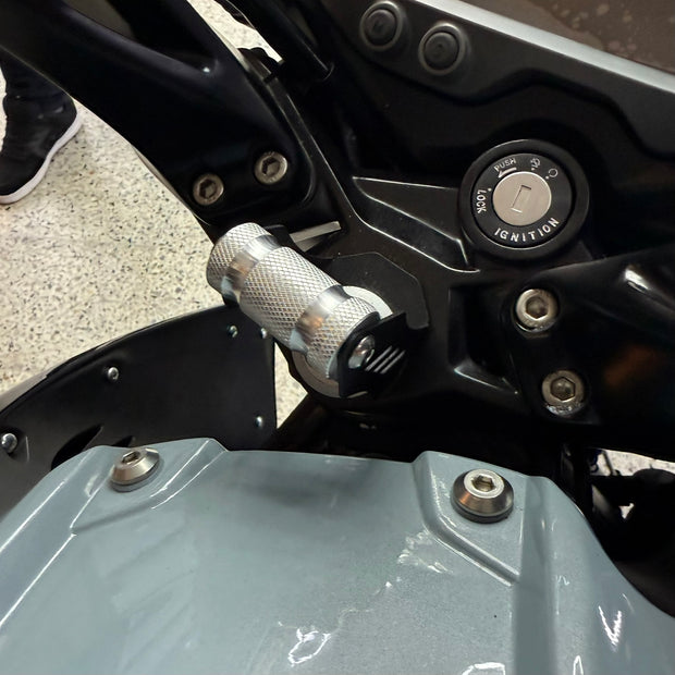 SOPORTE CENTRAL EN ACERO PARA HOLDER O GPS