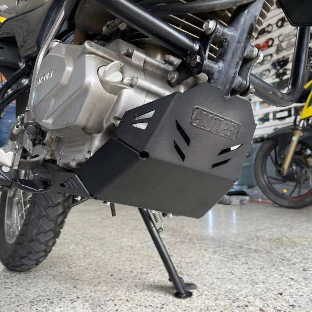 PROTECTOR DE MOTOR PECHERA SUZUKI DR 150 PROTAPER