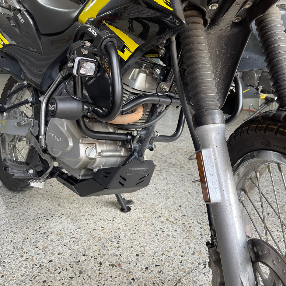 PROTECTOR DE MOTOR PECHERA SUZUKI DR 150 PROTAPER