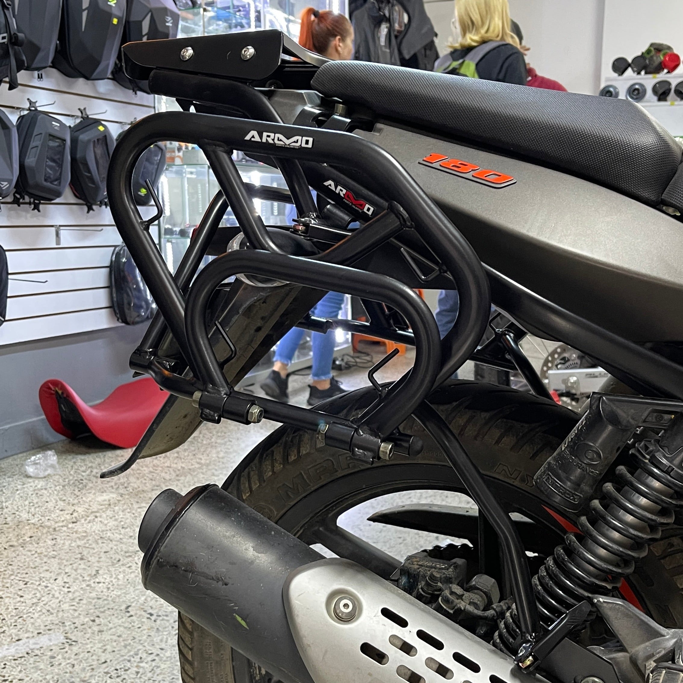 PORTA ALFORJAS ARMO BAJAJ PULSAR 180-220