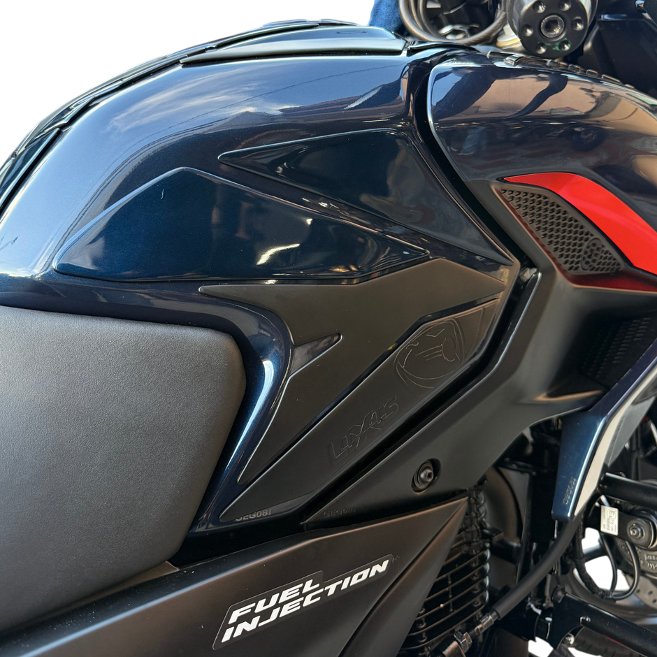 STOMPGRIPS - PROTECTORES DE TANQUE LUXUS PROTECT BAJAJ PULSAR N160/N250