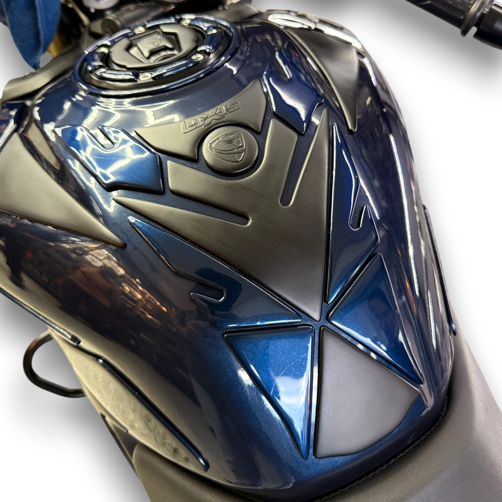 STOMPGRIPS - PROTECTORES DE TANQUE LUXUS PROTECT BAJAJ PULSAR N160/N250