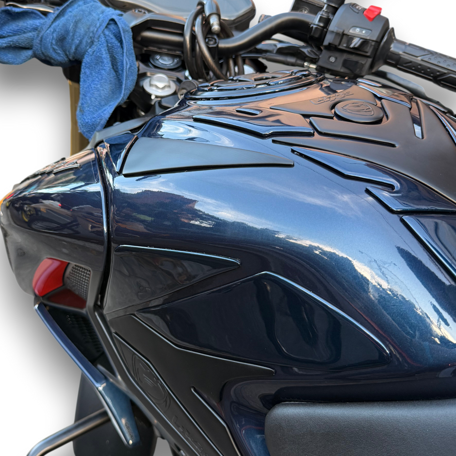 STOMPGRIPS - PROTECTORES DE TANQUE LUXUS PROTECT BAJAJ PULSAR N160/N250