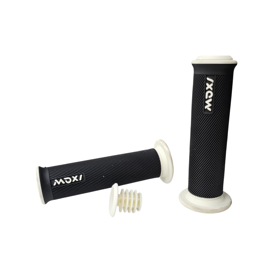 PAR DE GRIPS PARA MANUBRIO MOXI 501