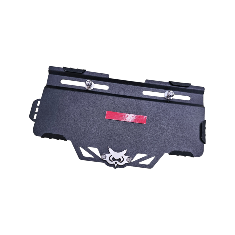 PORTA PLACA EN ACERO SIN PERFORAR LOGO BUHO