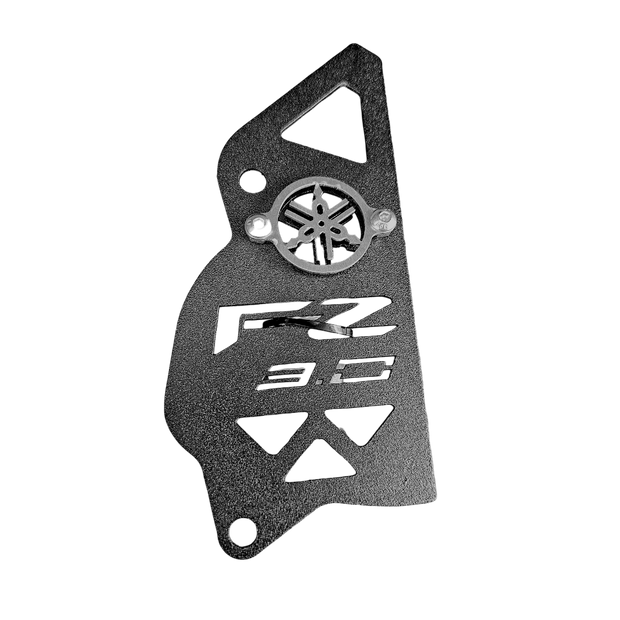 PROTECTOR TAPA PIÑON EN ACERO YAMAHA FZ 3.0