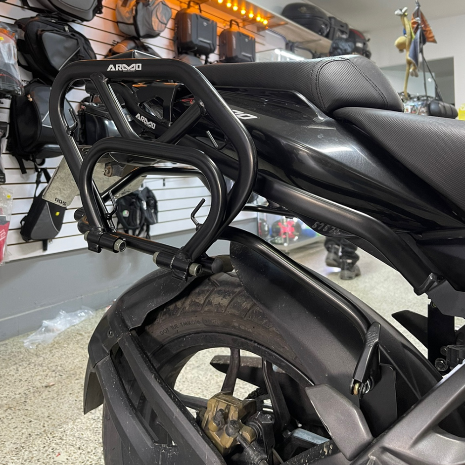 PORTA ALFORJAS ARMO BAJAJ PULSAR NS 200 - 160 - 150 - 125 UG