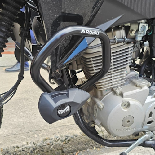 BARRA DE PROTECCIÓN CON SLIDER ARMO HONDA XR150 ABS 2.0
