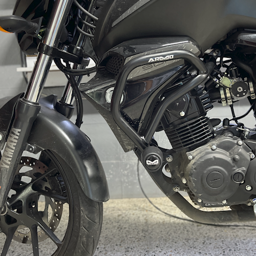 BARRA DE PROTECCIÓN CON SLIDER ARMO YAMAHA FZ 2.0