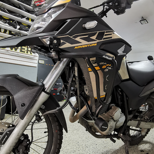 BARRA DE PROTECCIÓN CON SLIDER ARMO HONDA XRE 300 ABS