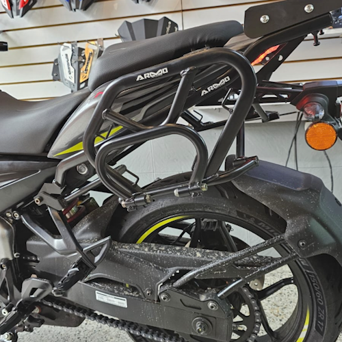 PORTA ALFORJAS ARMO BAJAJ PULSAR NS 200 - 160 - 150 - 125 UG