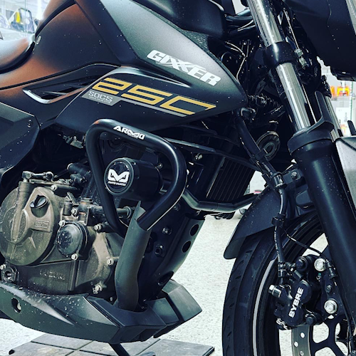 BARRA DE PROTECCIÓN CON SLIDER ARMO GIXXER 250 FI