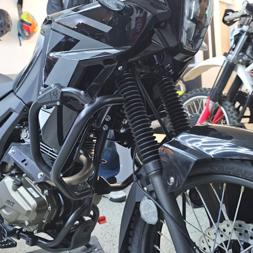 BARRA DE PROTECCIÓN CON SLIDER FP AKT TTDS 200 - AKT TT 200 2026