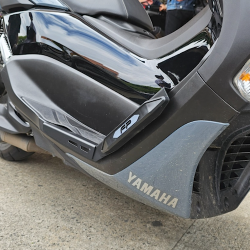 DEFENSAS CON SLIDERS FP FLOOR BOARD DELANTERO NMAX CONNECTED - NMAX V3