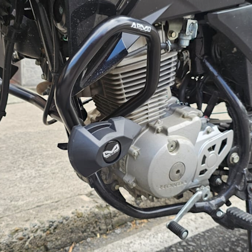 BARRA DE PROTECCIÓN CON SLIDER ARMO HONDA XR150 ABS 2.0