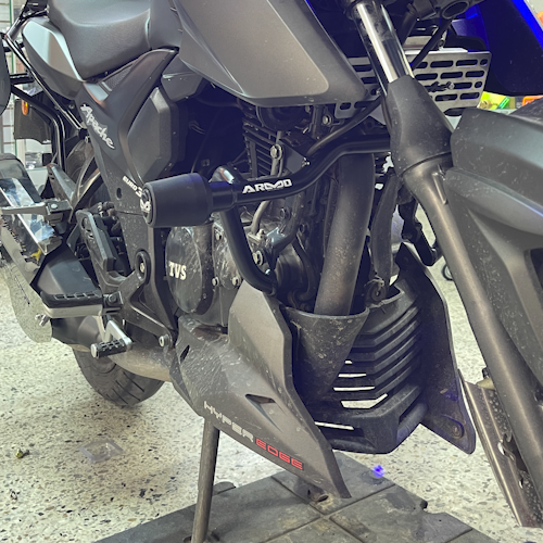 BARRA DE PROTECCIÓN CON SLIDER ARMO TVS APACHE 160/200 4V