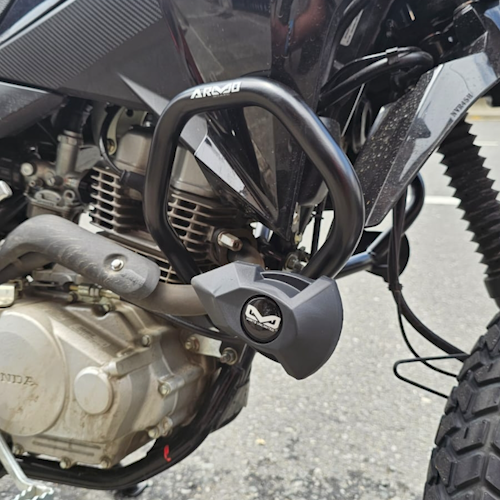 BARRA DE PROTECCIÓN CON SLIDER ARMO HONDA XR150 ABS 2.0