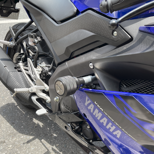 SLIDERS DE ALTO IMPACTO YAMAHA R-15 V3