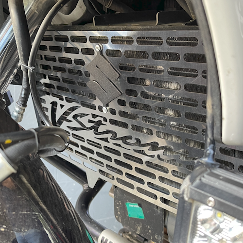 PROTECTOR DE RADIADOR EN ACERO SUZUKI VSTROM 650 DL