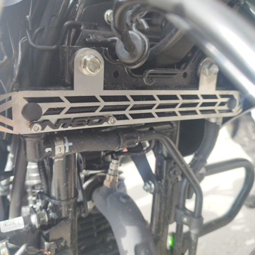 PROTECTOR DE RADIADOR EN ACERO BAJAJ PULSAR N160