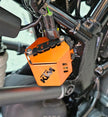 PROTECTOR DE BOMBA O DEPOSITO DE LIQUIDO DE FRENO TRASERO EN ACERO KTM DUKE 200/250/390 NG - KTM DUKE 200/390 G1