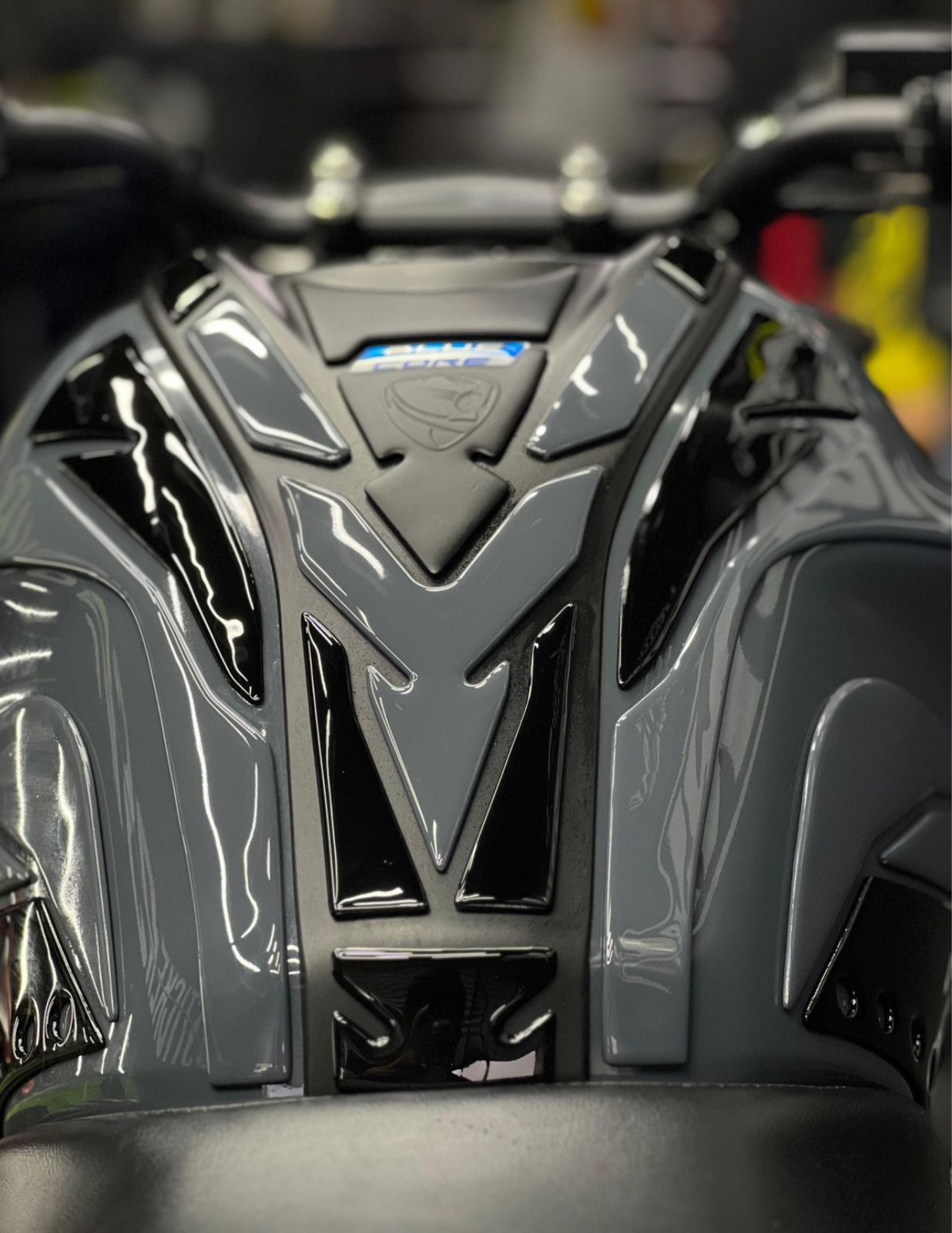 STOMPGRIPS - PROTECTORES DE TANQUE LUXUS PROTECT YAMAHA FZ 3.0