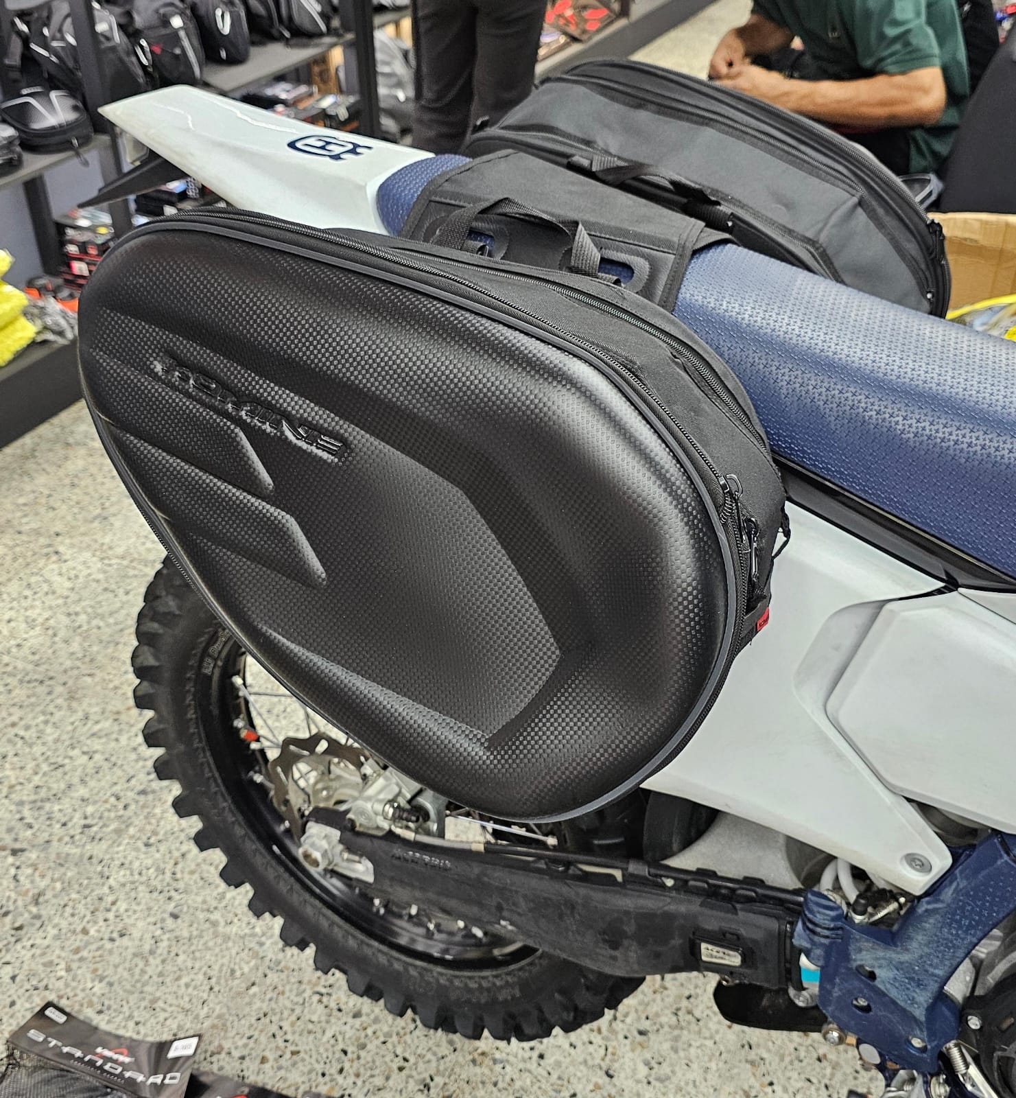 PAR ALFORJAS KOMINE 29 LITROS