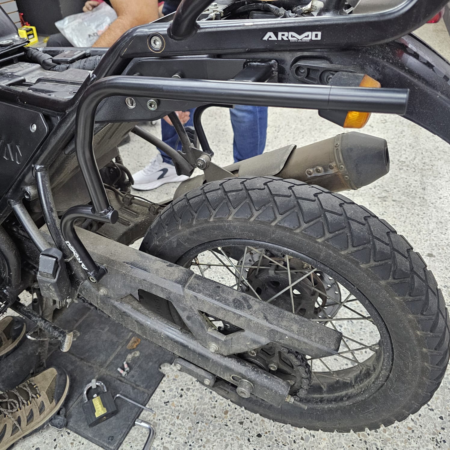 PORTA ALFORJAS MULTIFUNCIONAL ROYAN ENFIELD HIMALAYAN/SCRAM 411