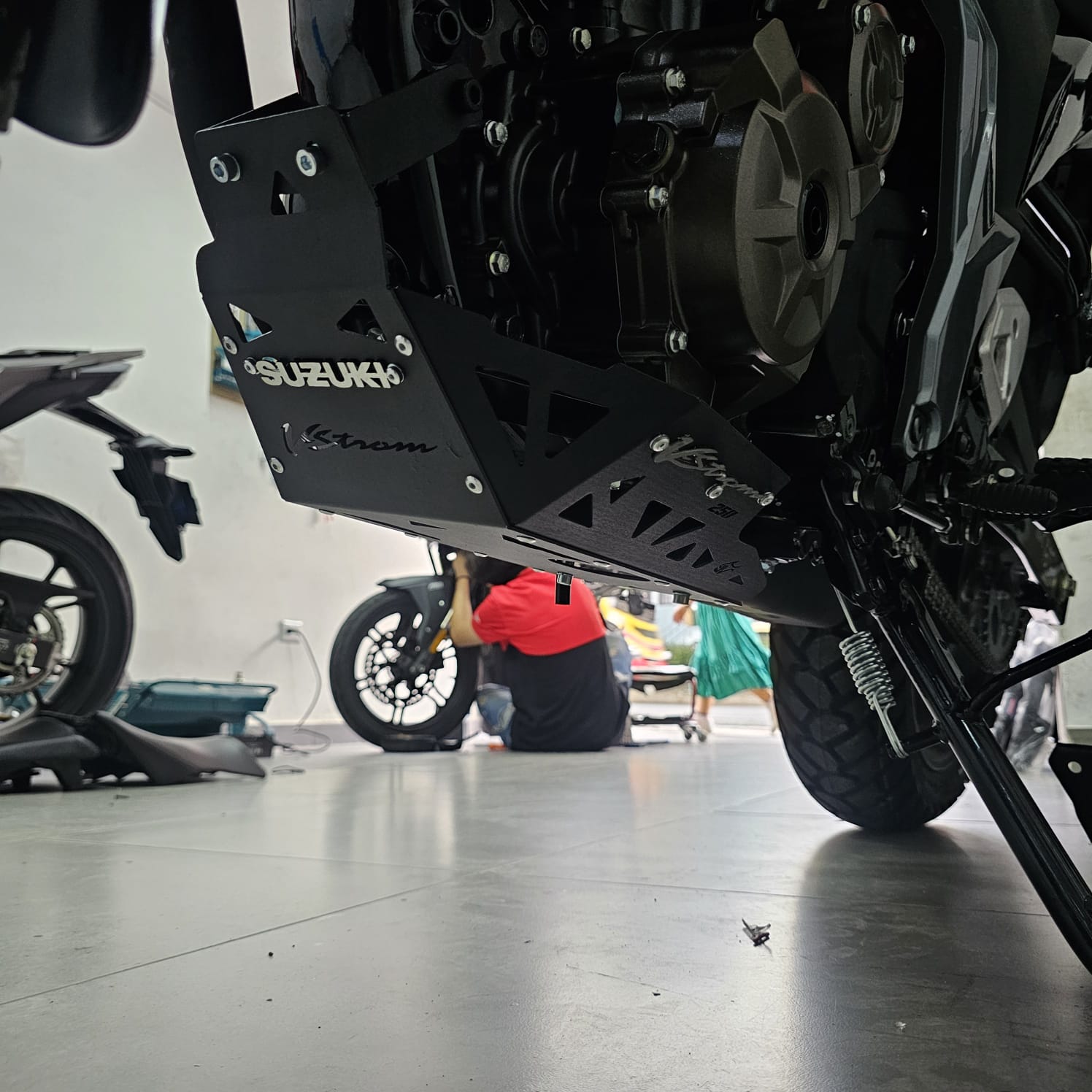 PROTECTOR DE MOTOR PECHERA SUZUKI VSTROM 250 SX