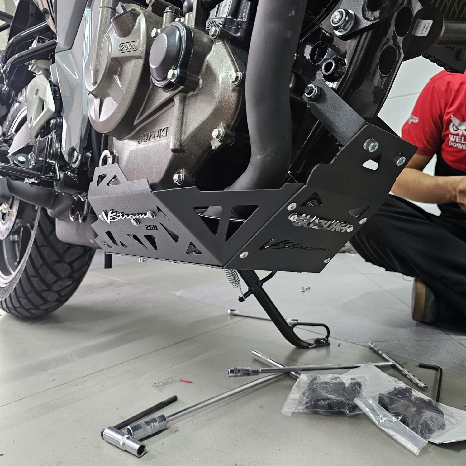 PROTECTOR DE MOTOR PECHERA SUZUKI VSTROM 250 SX