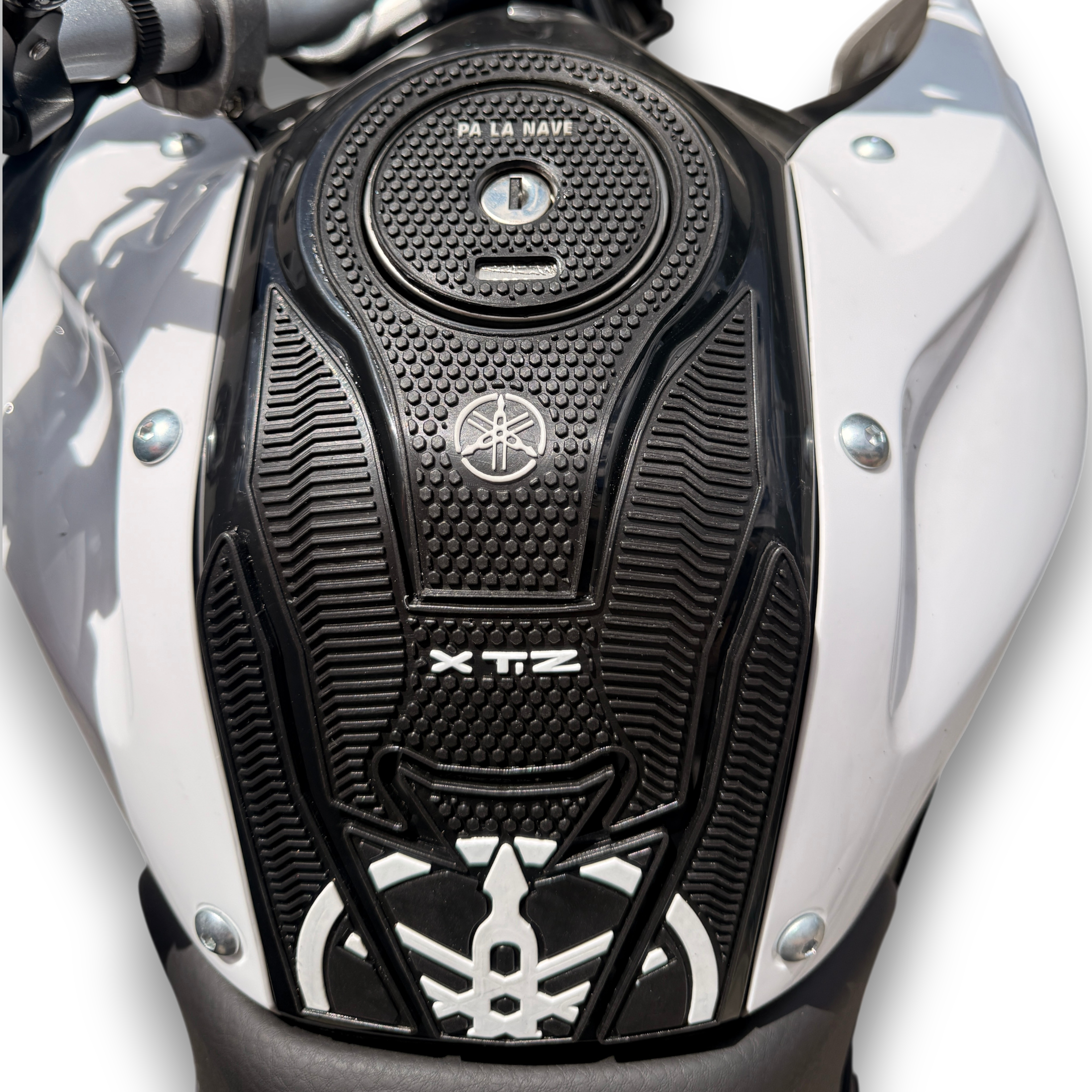 STOMPGRIPS - PROTECTORES DE TANQUE IRONGRIP YAMAHA XTZ 150