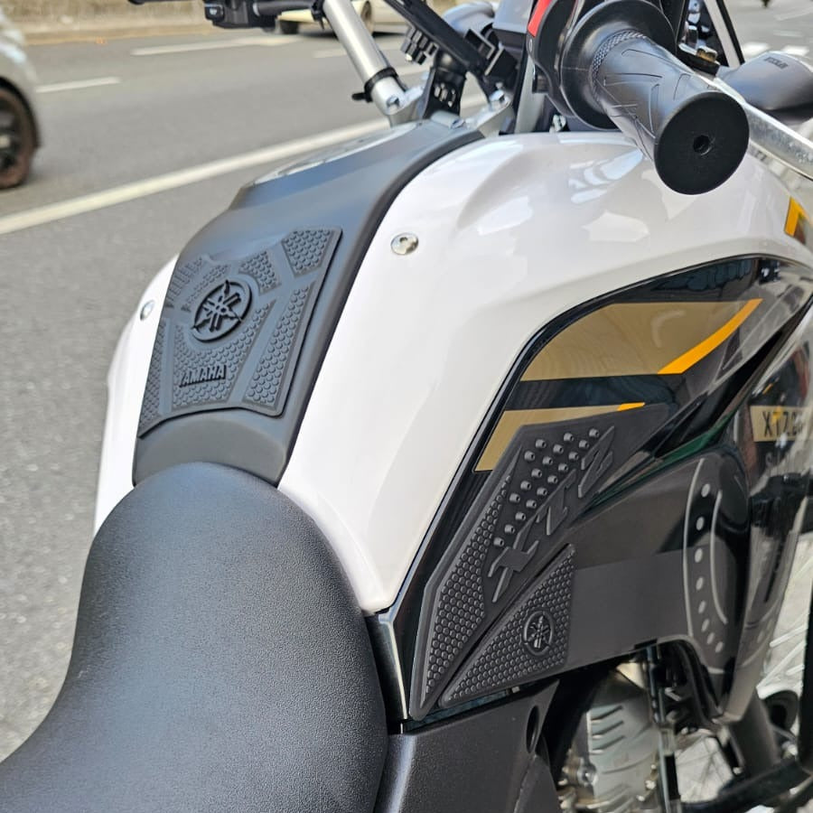 STOMPGRIPS - PROTECTORES DE TANQUE 3D  YAMAHA XTZ 150  - YAMAHA XTZ 250 ABS (COMPLETO)