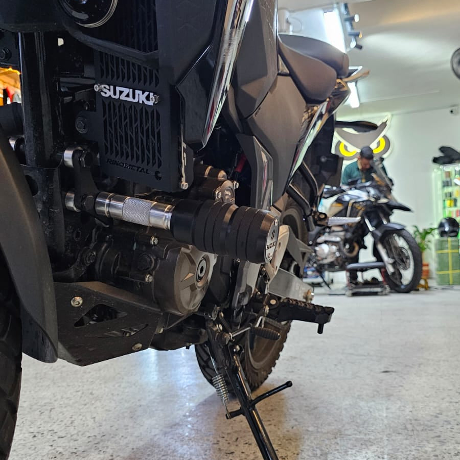 SLIDERS DE ALTO IMPACTO SUZUKI GIXXER 250 FI - VSTROM 250 SX