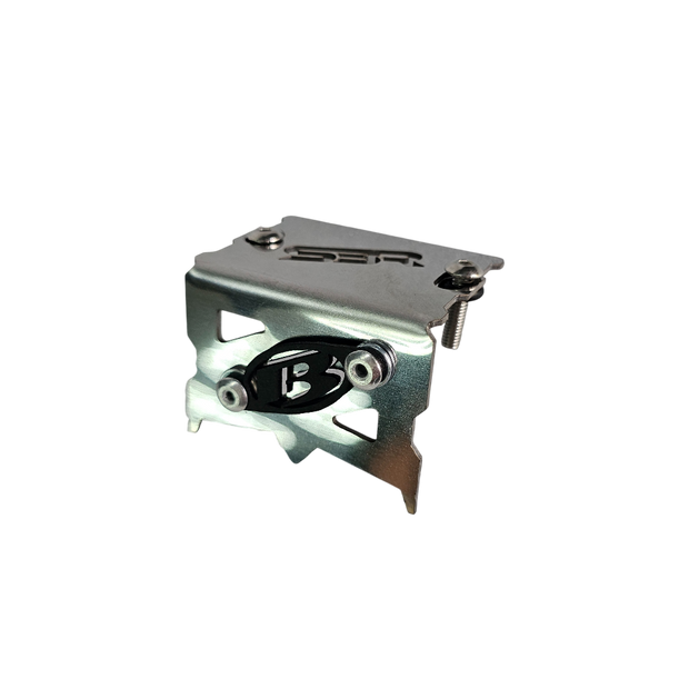 PROTECTOR DE BOMBA O DEPOSITO DE LIQUIDO DE FRENO DELANTERO EN ACERO BERA SBR 150