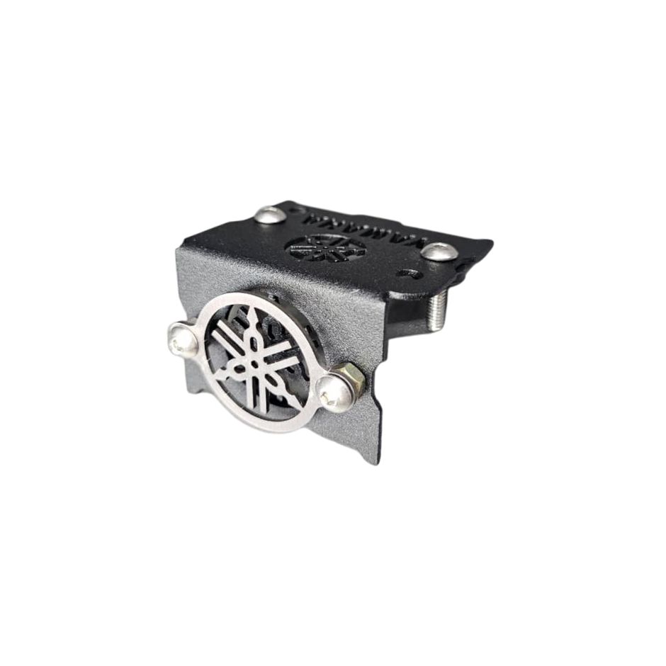 PROTECTOR DE BOMBA O DEPOSITO DE LIQUIDO DE FRENO DELANTERO EN ACERO YAMAHA UNIVERSAL - XTZ 125 - XTZ 150 - XTZ 250 2010/2019 - XTZ 250 ABS - LIBERO - FZ 2.0 - FZ 3.0 - SZR - FZ25