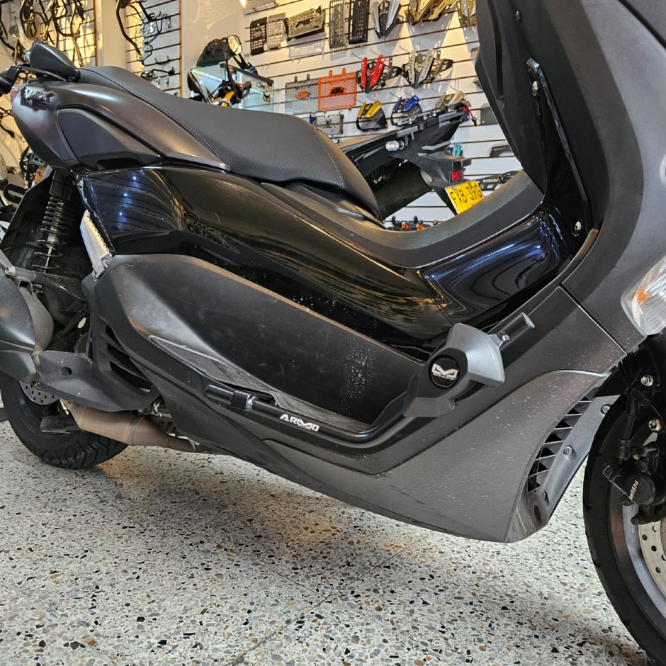 DEFENSAS CON SLIDERS ARMO YAMAHA NMAX CONNECTED DELANTERO Y TRASERO