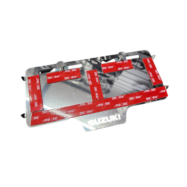 PORTA PLACA EN ACERO SIN PERFORAR FLOTANTE SUZUKI