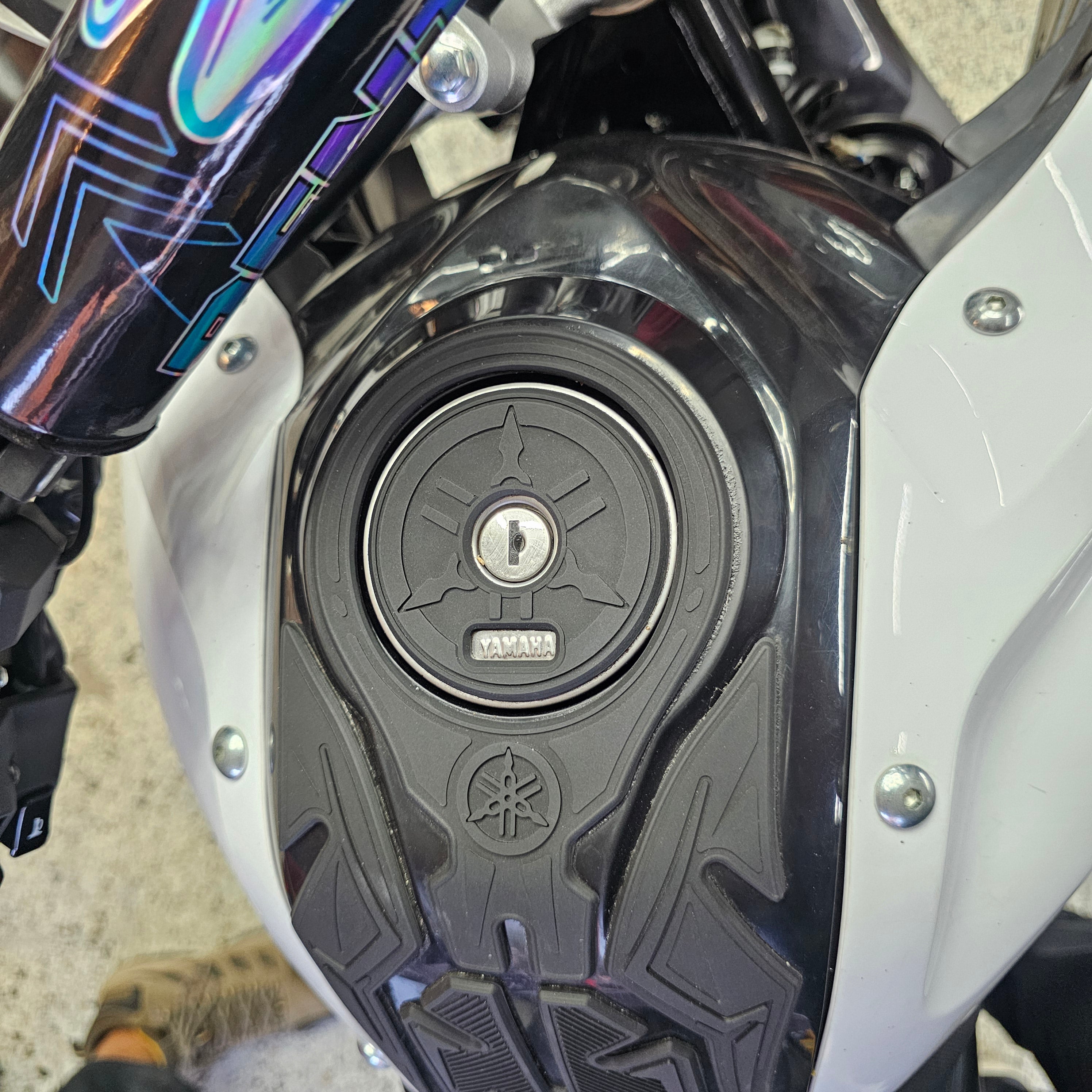 STOMPGRIPS - PROTECTORES DE TANQUE SPECIAL EDITION YAMAHA XTZ 150 - YAMAHA XTZ 250 ABS