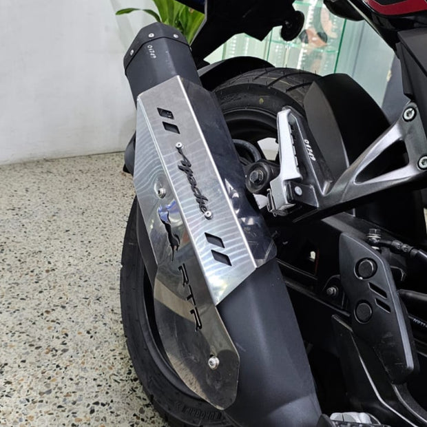 PROTECTOR DE EXOSTO EN ACERO TVS APACHE 160/200 4V GRANDE